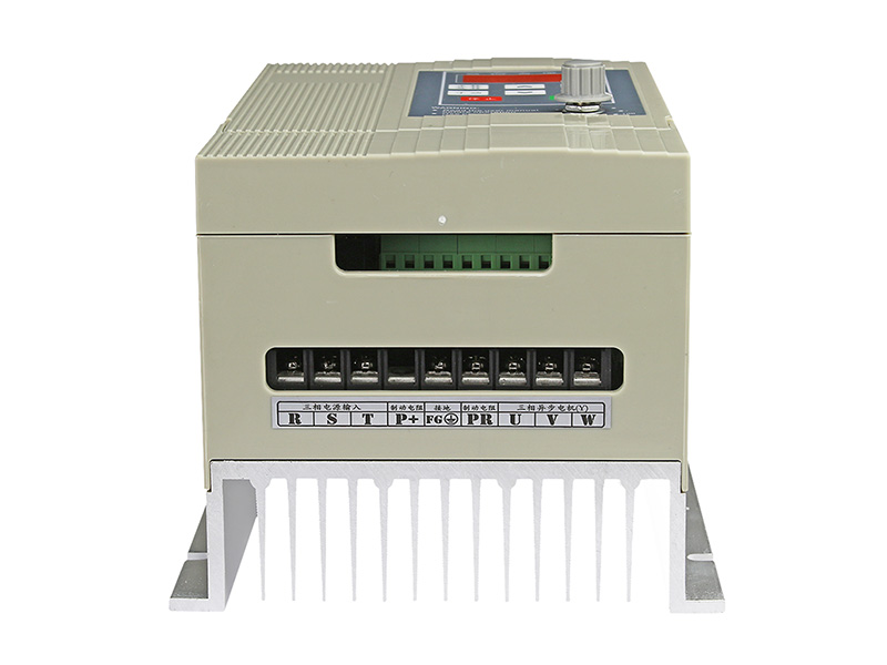 4000H通用變頻器，變頻器三相380V，變頻器廠家，電機(jī)變頻器