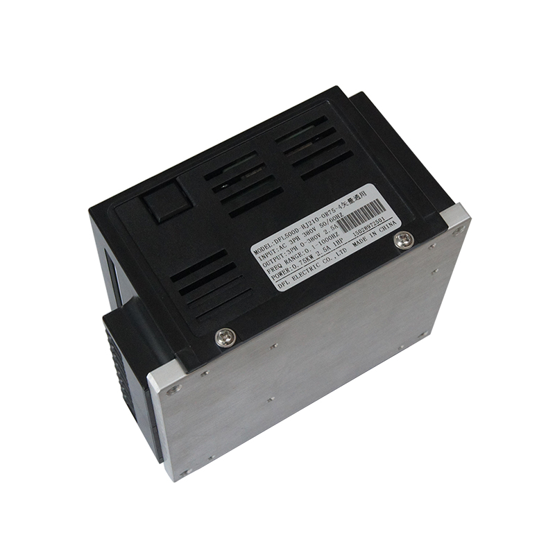DFL500D通用變頻器，小體變頻器，變頻調(diào)速器，變頻器生產(chǎn)廠家